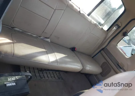 2003 Ford F-250 Lariat/Xl/Xlt z USA, uszkodzony, nr VIN 1FTNX21L83EB08878